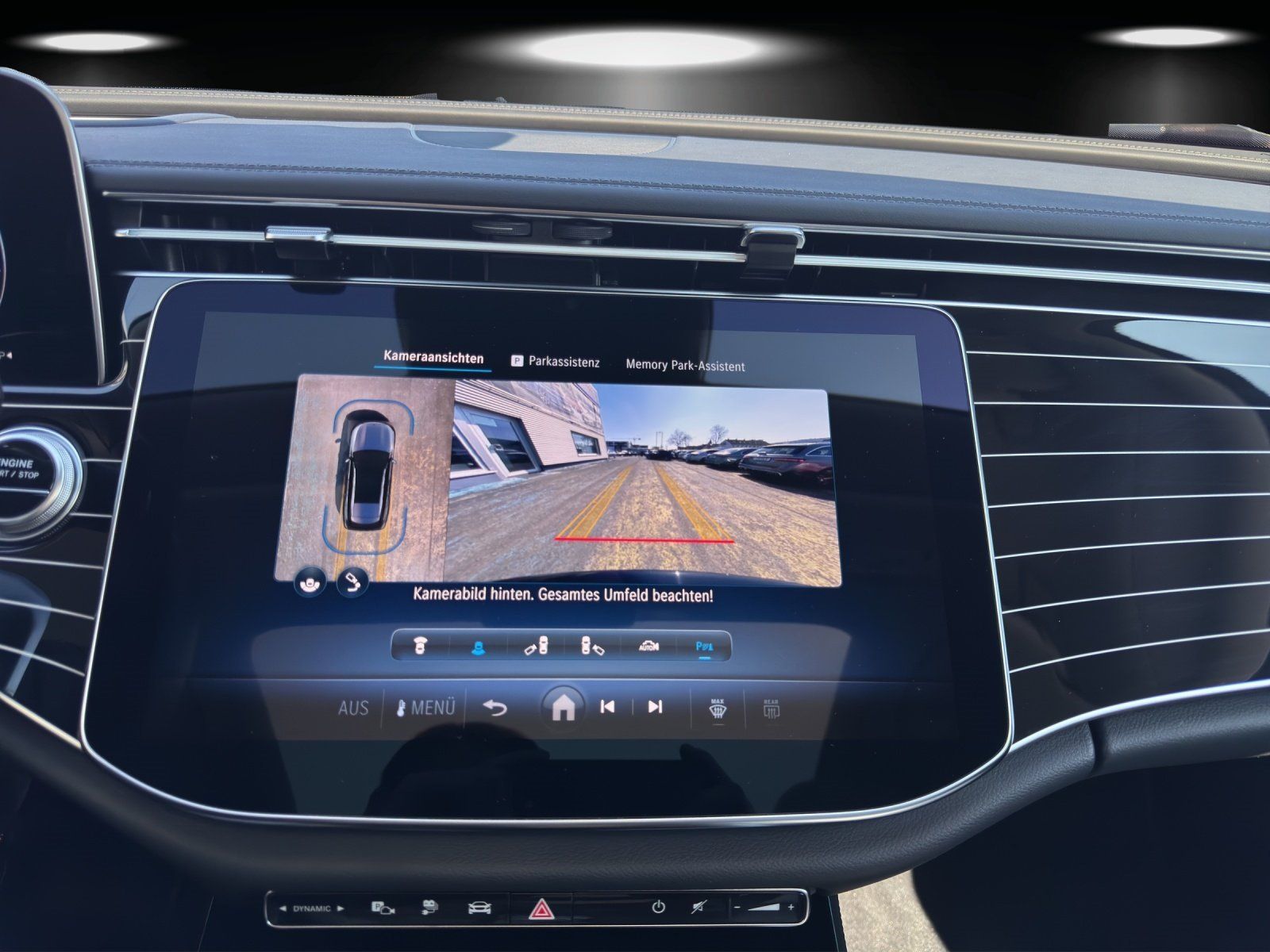 Fahrzeugabbildung Mercedes-Benz E300de T ExcluPrem ENERGIZING+ DISTR Pano 20"AMG