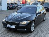 BMW 525 d xDrive Touring*Leder*Pan.Dach*Head-Up*Kam. - BMW 5er Reihe aus 2011: Kombi