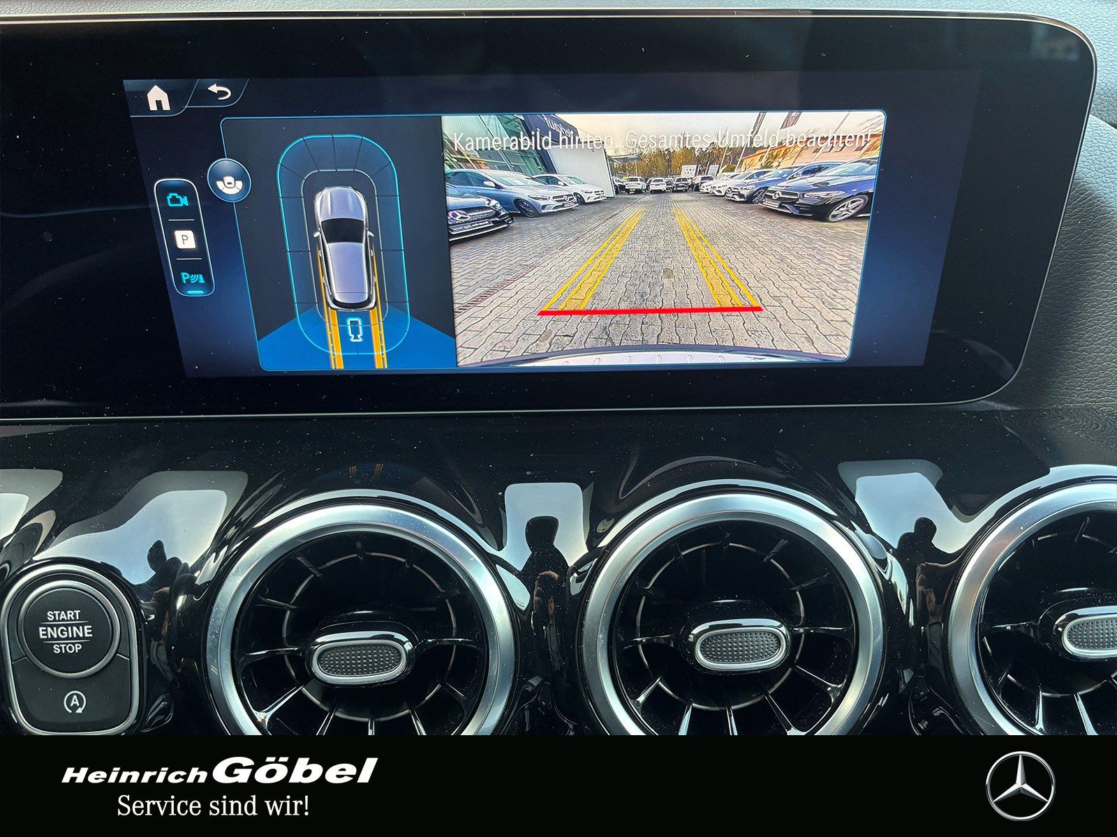Fahrzeugabbildung Mercedes-Benz GLA 180 PROGRESSIVE*KAMERA*APPLE-CARPLAY*LED