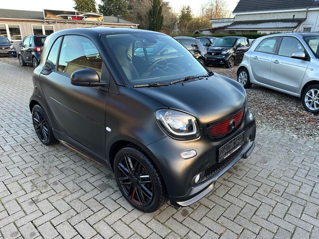 Smart ForTwo Pure Black BRABUS-LED-NAVI-90PS-KAM-PANO