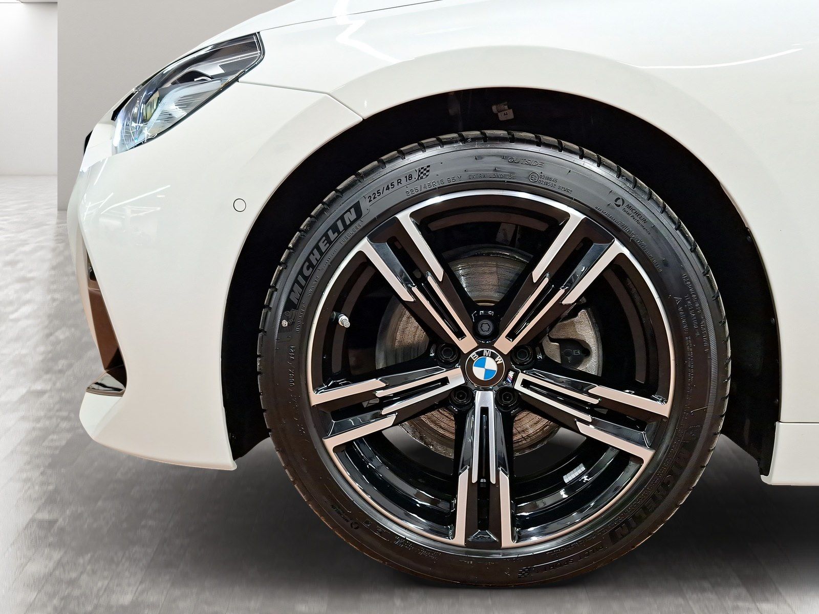 BMW 220 - Bild 9