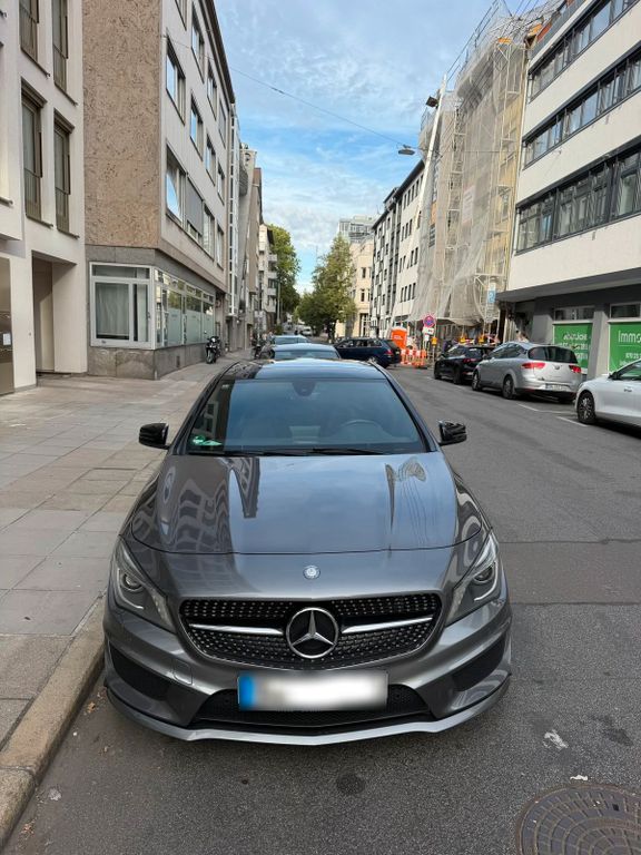 Image of Mercedes-Benz CLA 200