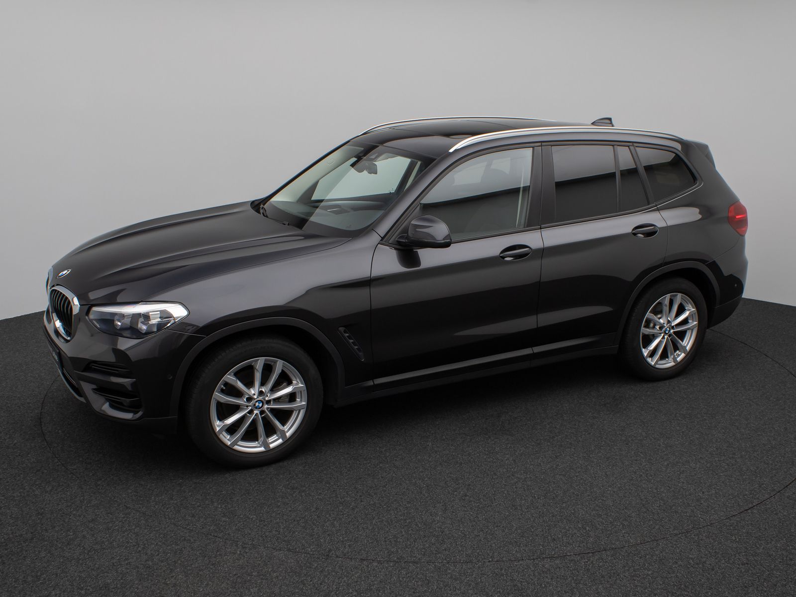 Fahrzeugabbildung BMW X3 xD20d Panorama Kamera DAB HiFi AHK Alarm 19"