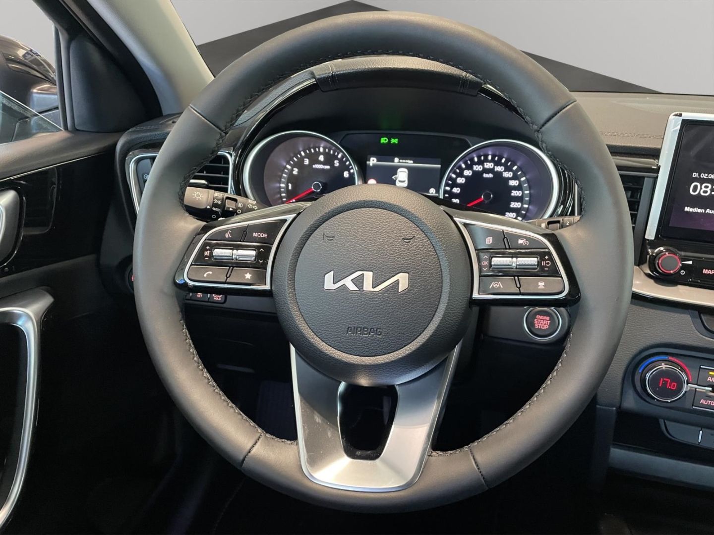 Fahrzeugabbildung Kia XCeed Spirit 1.5 totWinkelASS SpurhalteASS DAB