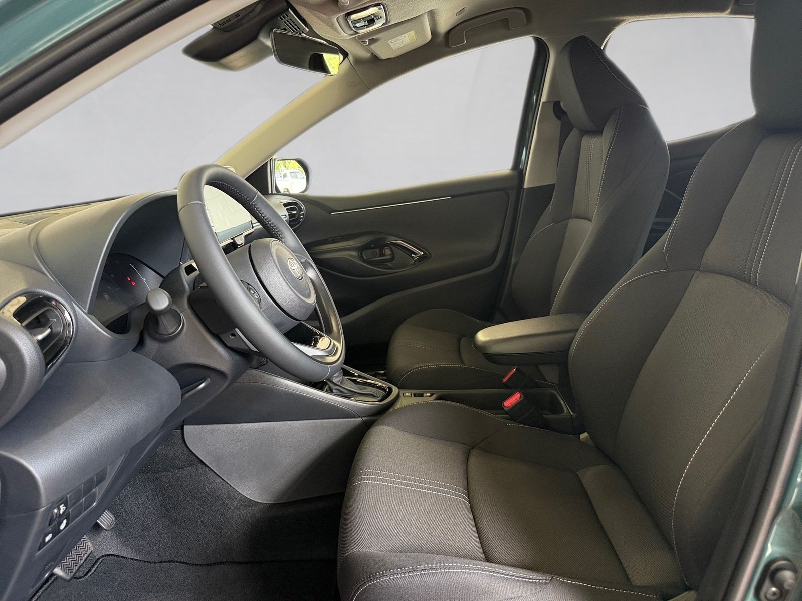 Fahrzeugabbildung Toyota Yaris 1.5 Teamplayer Kamera,LED,ACC,PDC