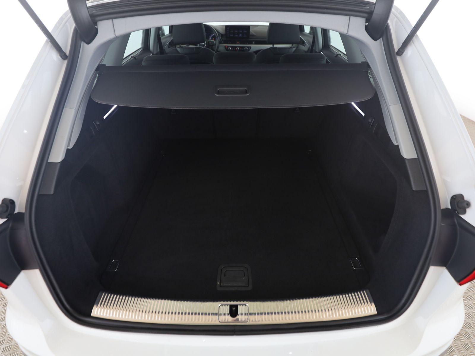 Audi A4 Avant 30 TDI S line LED+PDC+SitzH+MMI-Plus foto 9