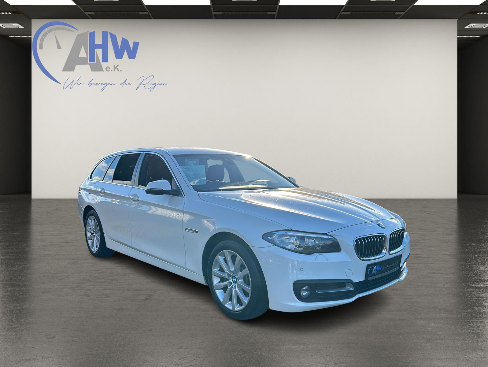 Fahrzeugabbildung BMW 525d TouringxDrive