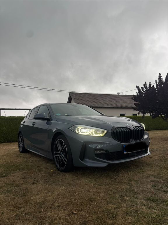 Image of BMW 118
