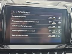 Fahrzeugabbildung Citroën C5 Aircross BlueHDI 180 EAT8 Shine
