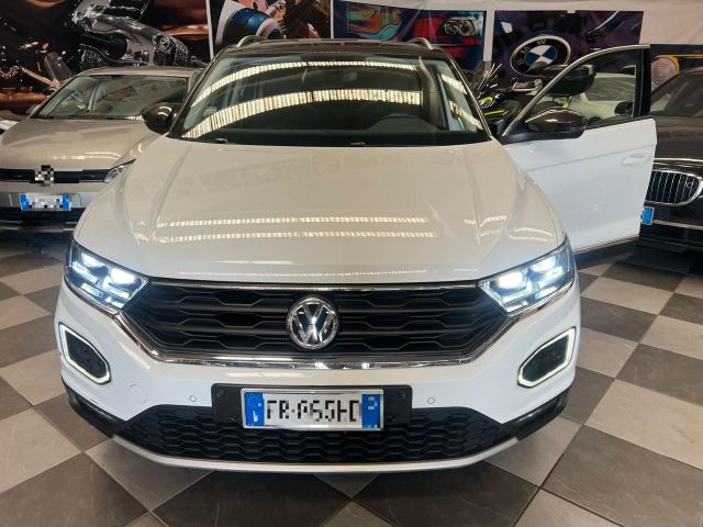 Volkswagen T-Roc * 30.000KM* UFFICIALI 115 CV Fu