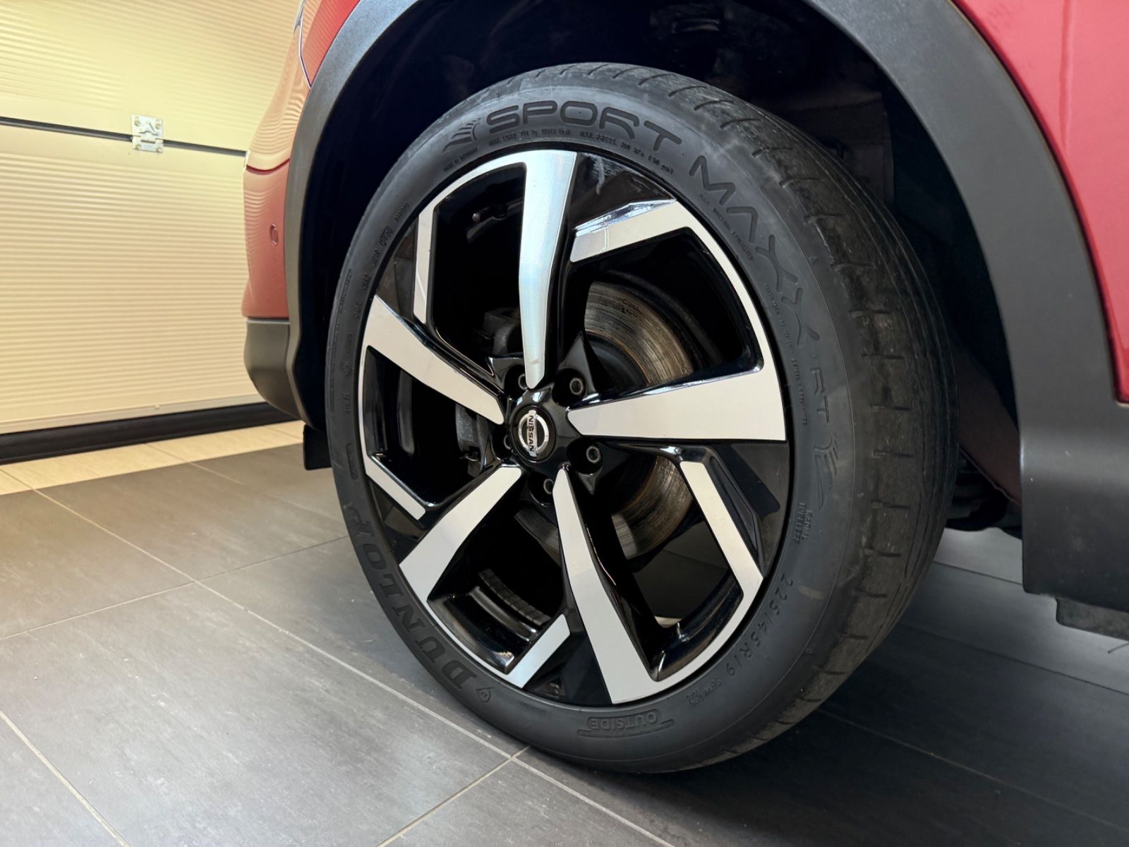 Fahrzeugabbildung Nissan Qashqai Tekna 4x4 - BOSE, 360°, BFS