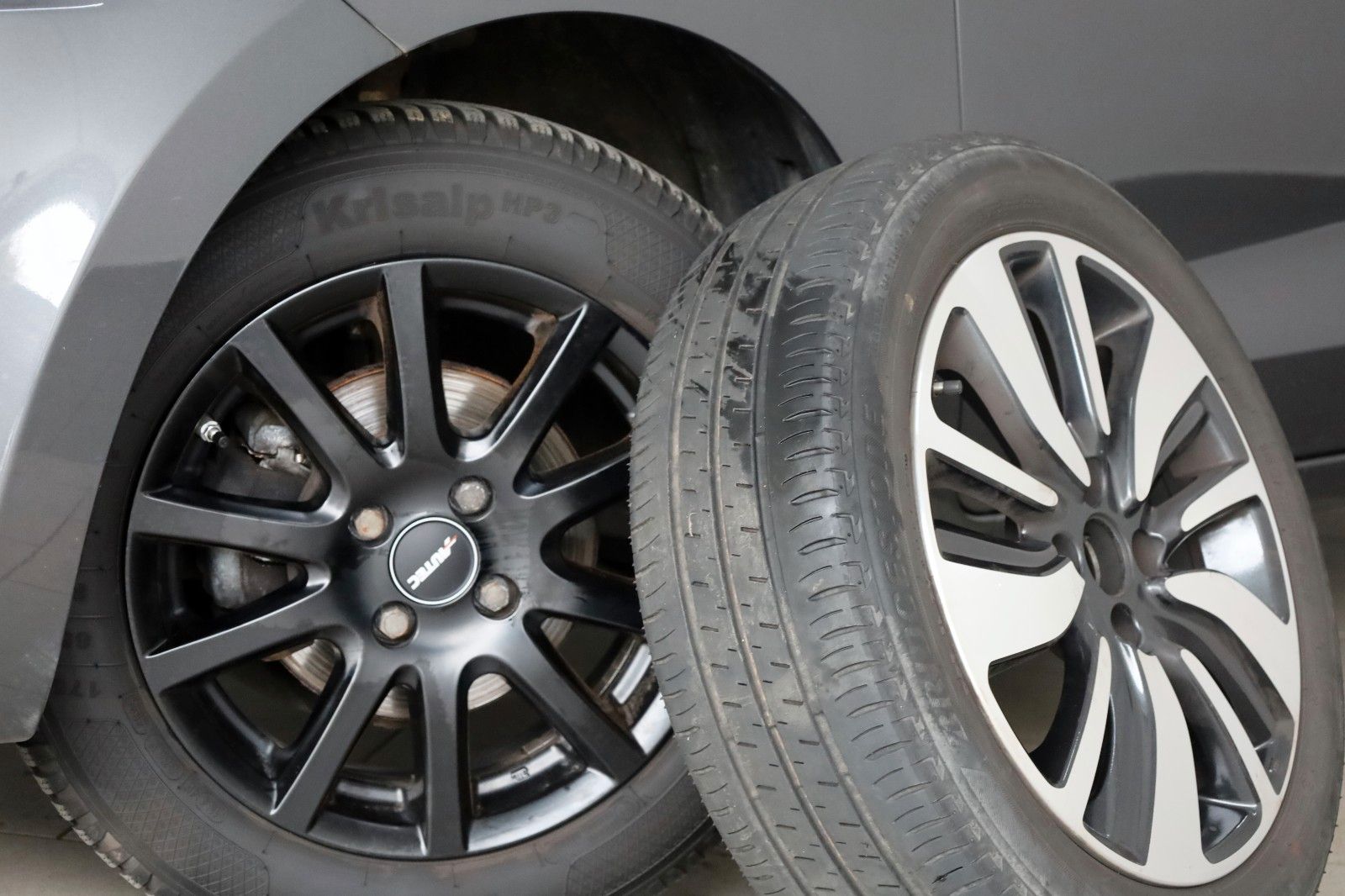 Fahrzeugabbildung Suzuki Swift Comfort, Navi, Kamera, 8 fach Aluräder