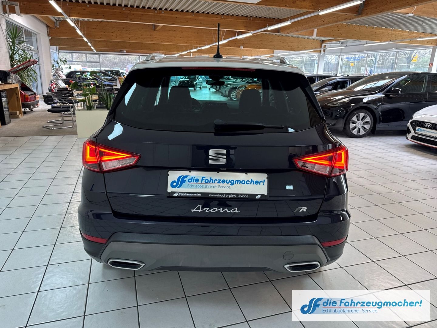 Fahrzeugabbildung SEAT Arona FR Navi Digitales Cockpit LED Sperrdiff. A