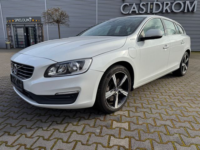 Volvo V60 D6 Momentum AWD NAVI+RADAR+CAM+AHK+BLIS