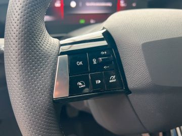Fotografie 14 des Opel Astra 1.2 GS Sitzh. Kamera Navi CarPlay