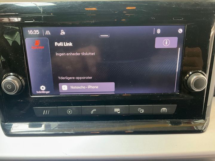 Fahrzeugabbildung SEAT Arona FR TSI DSG *Cam*LED*PDC*Sitzhzg*ACC*APP*
