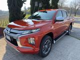 Andere Mitsubishi L200 2.3D Double Cab 4x4 Sup.Select P - Andere mit Diesel-Antrieb: Orange