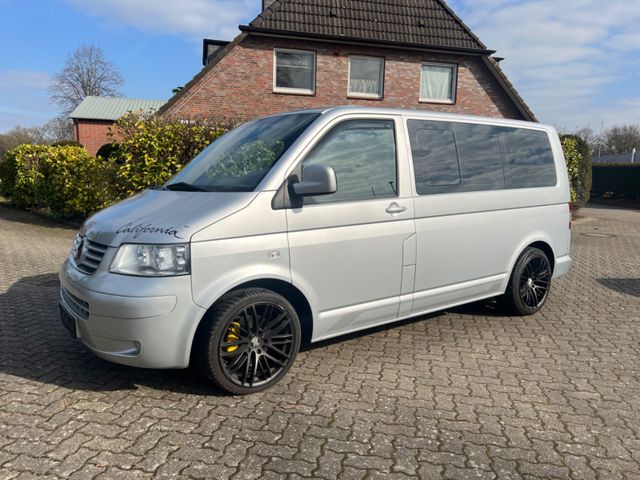 Volkswagen T5 2.5 TDI CARAVELLE COMFORTLINE DSG 7-SITZER