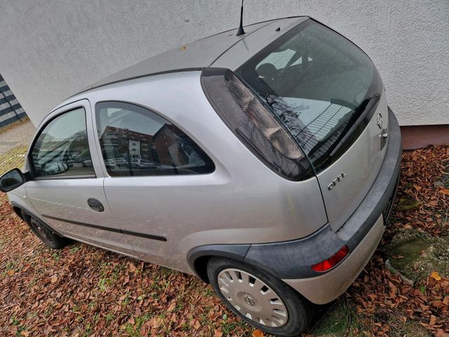 Opel corsa C 1.0