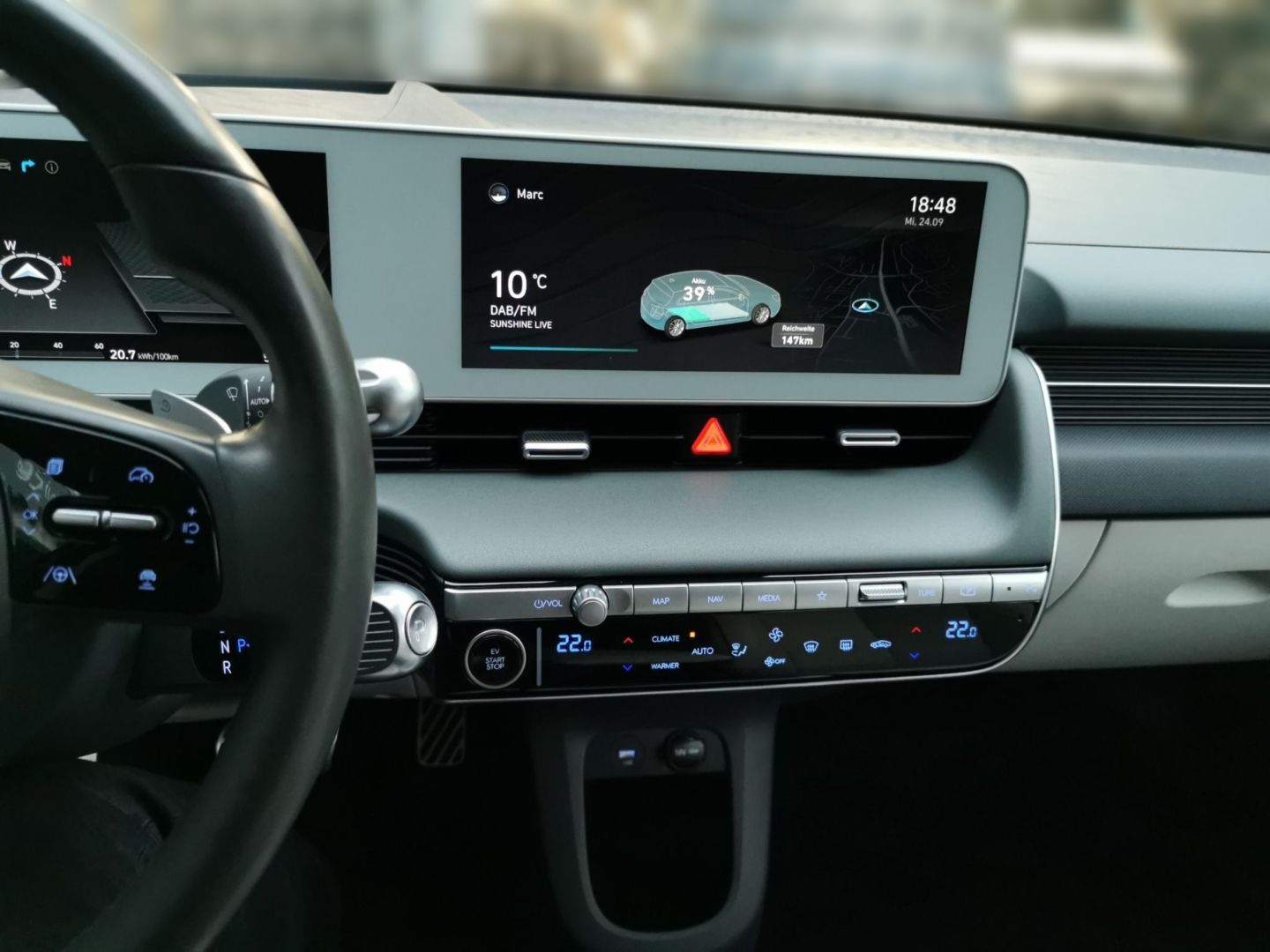 Fahrzeugabbildung Hyundai IONIQ 5 Uniq Elektro 4WD 72 Relax-Paket 8x berei