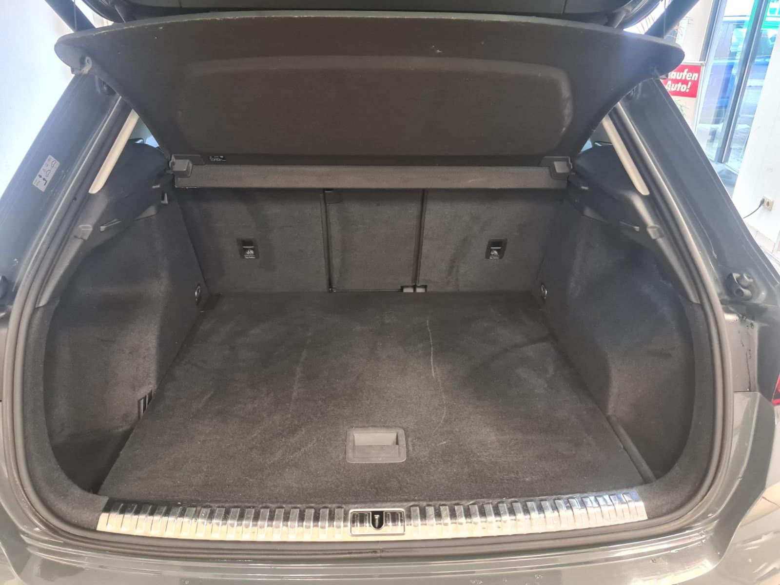 Audi Q3 35 TFSI ad./Navi / Leder / AHK / KAMERA, миниатюра 7