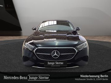 Mercedes E 200 - 3