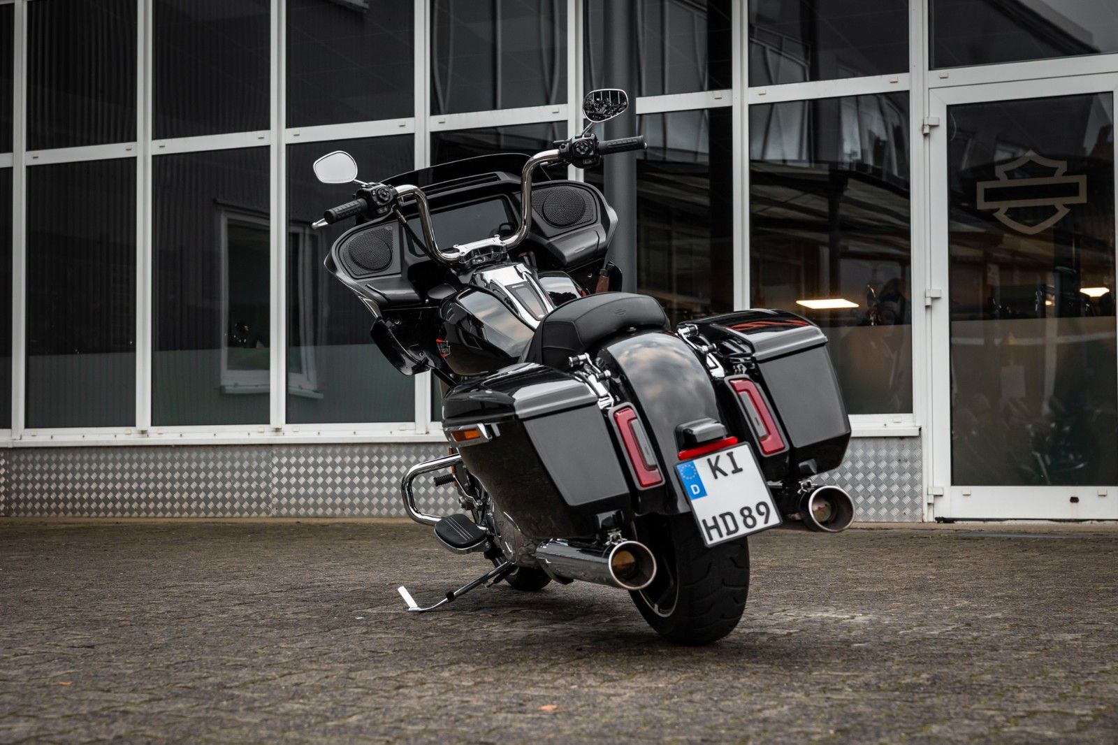 Fahrzeugabbildung Harley-Davidson ROAD GLIDE FLTRX 117cui - Kesstech -