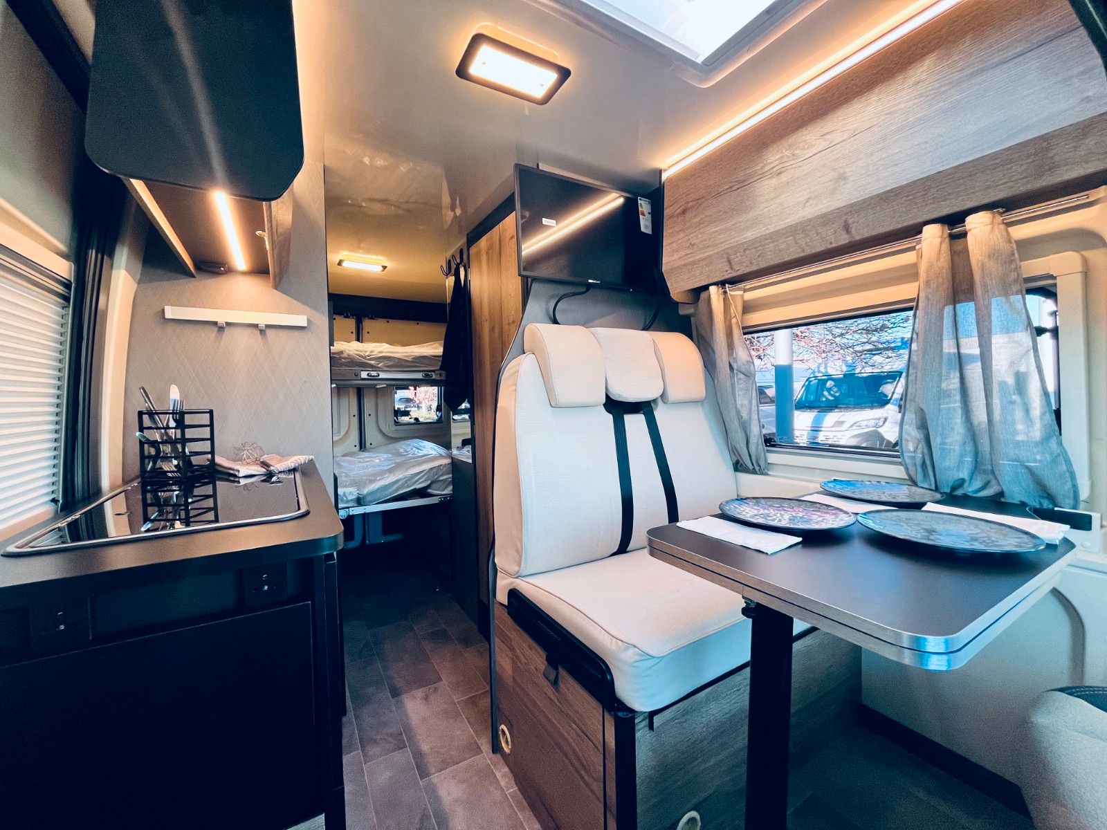 Fahrzeugabbildung XGO X-Van 5 Modell 2026 NEUJAHRSANGEBOT