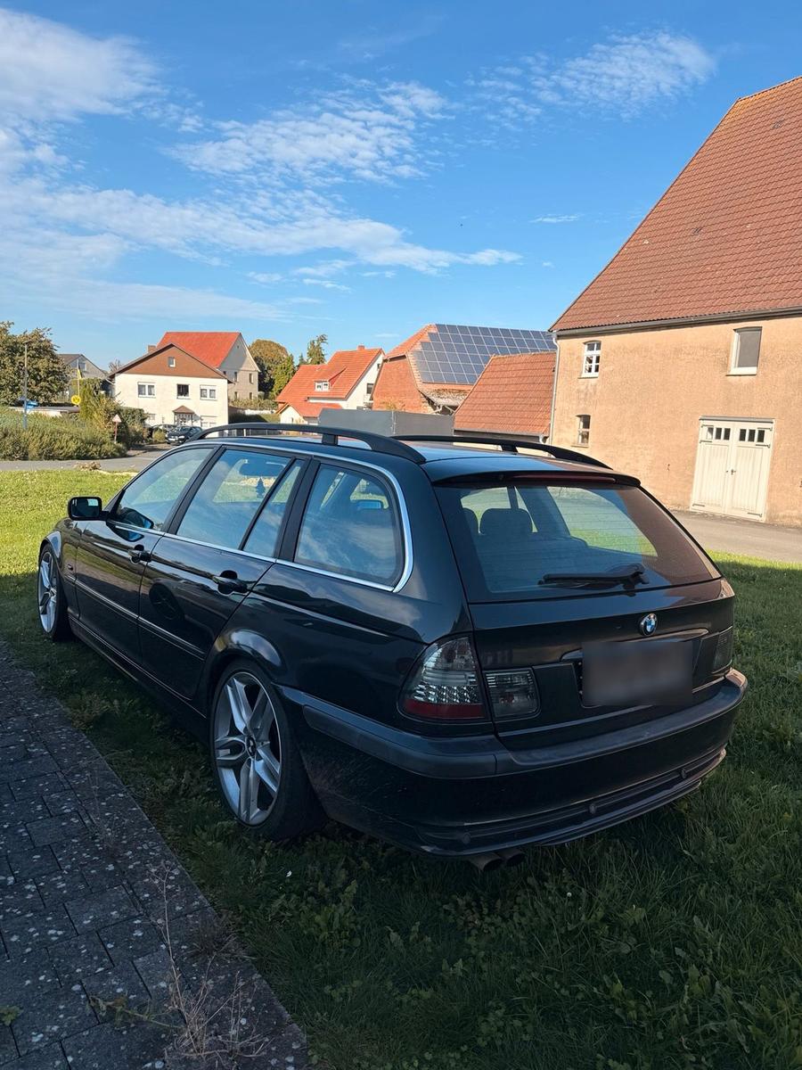 BMW 320
