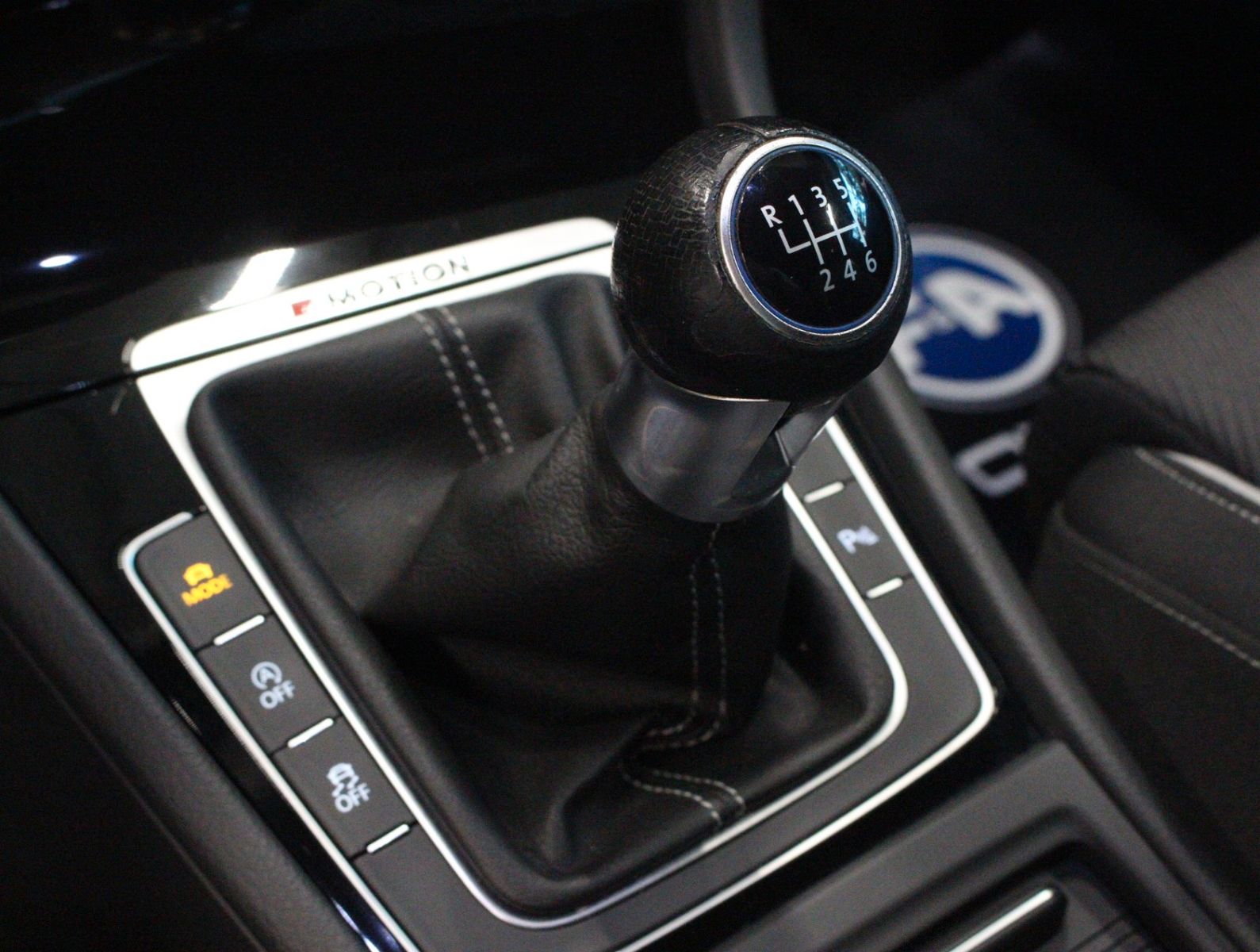 Fahrzeugabbildung Volkswagen Golf VII Lim. R BMT 4Motion APR Tuning*Bi Xenon