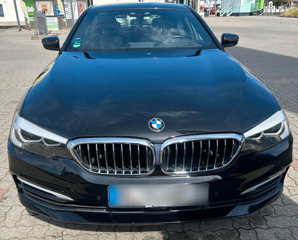 Image of BMW 530