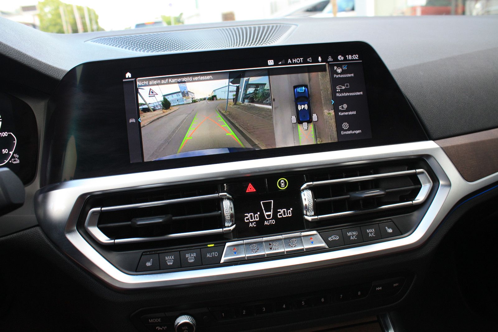 BMW 330 3 Touring 330 e xDrive Sport Line foto 24