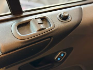 Ford Transit - 11