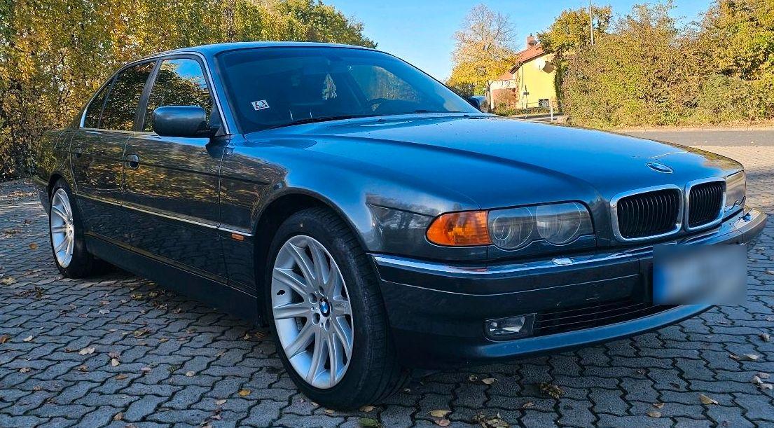 BMW 730