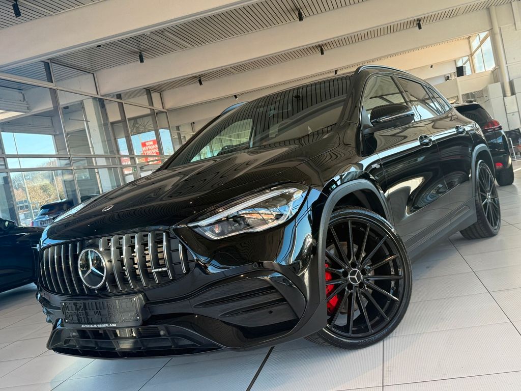 Mercedes-Benz GLA 35 AMG