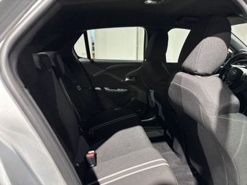 Fotografie 7 des Opel Corsa 1.2 Direct Injection Turbo GS