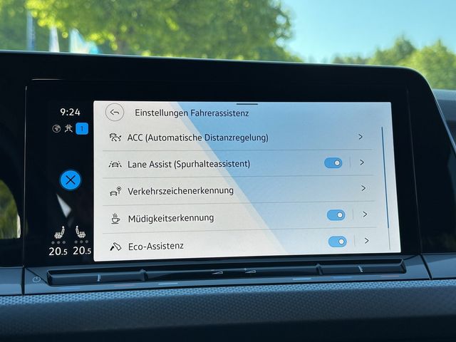 Golf VIII 2.0 TDI Active SHZ KAMERA NAVI ACC LED