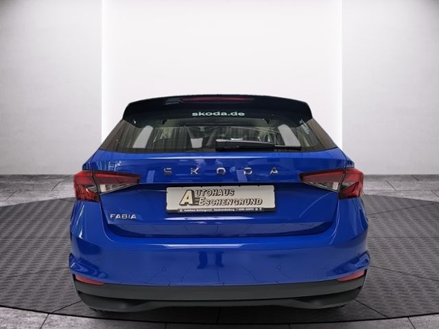 Fahrzeugabbildung SKODA Fabia 1.0 Essence KLIMA PDC LM