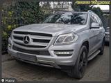 Mercedes-Benz GL 350 CDI 4MATIC PANO. SHZ. NAVI. AIRMATIC - Mercedes-Benz GL 350 mit Diesel-Antrieb: Silber
