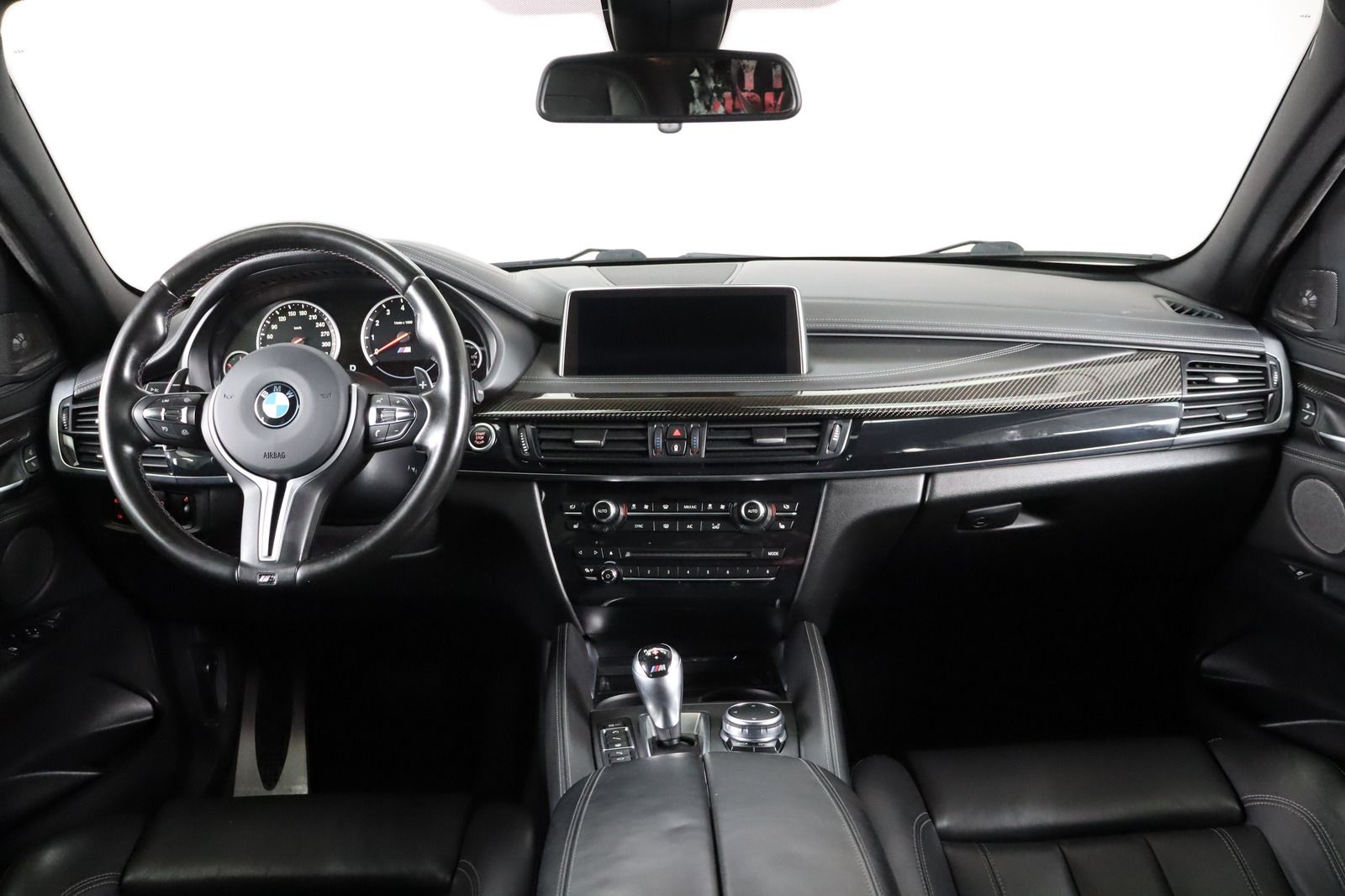 Fahrzeugabbildung BMW X6 M * HUD * LEDER * 360° Kamera