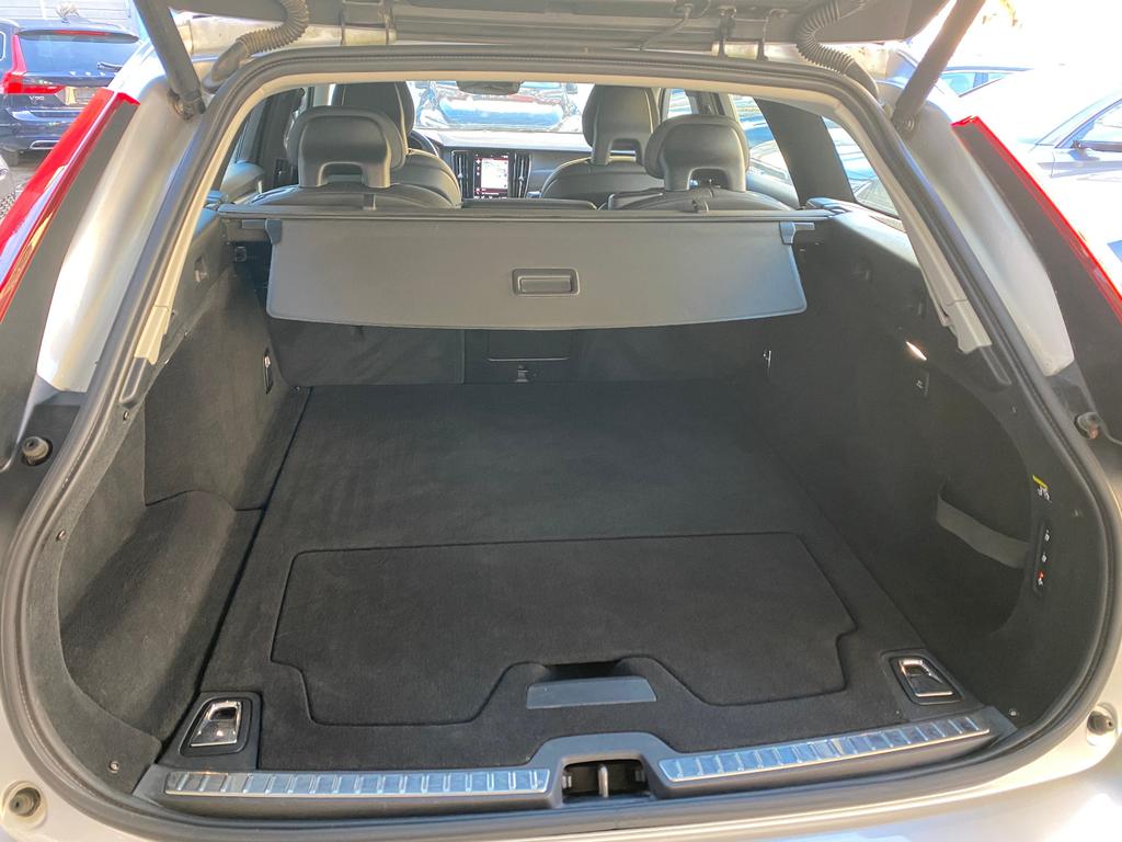 Volvo V90 Cross Country