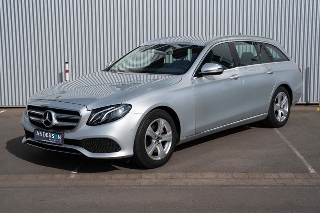 Mercedes-Benz E 220D T AVANTGARDE LED KAM AHK LEDER ASISST.