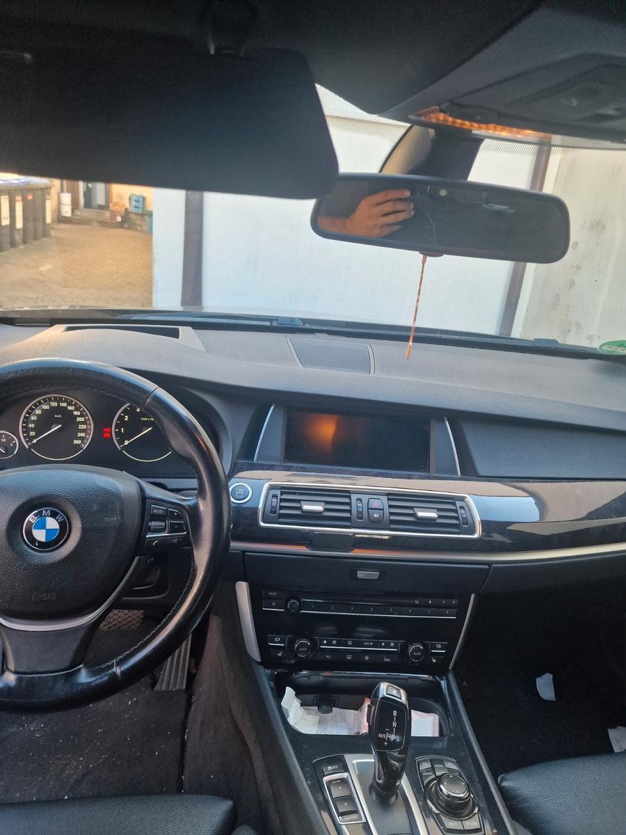 BMW 530i -