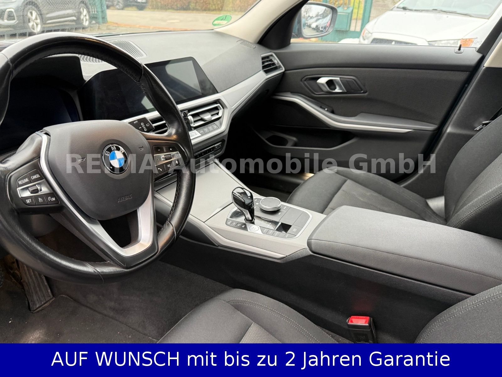 Fahrzeugabbildung BMW 330e Touring, LED, 360°, Navi