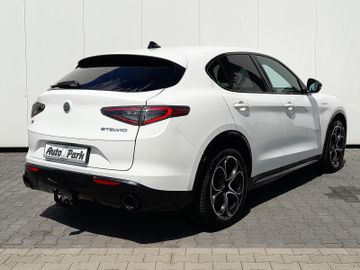Alfa-Romeo Stelvio - 3