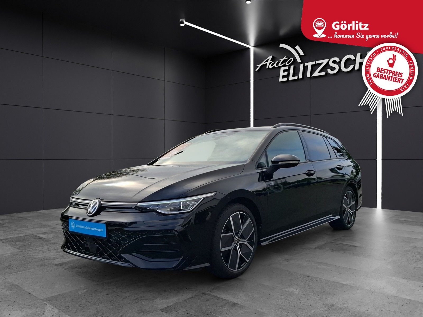 Fahrzeugabbildung Volkswagen Golf VIII Variant TSI R-Line Matrix AHK Navi AID