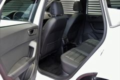 Fahrzeugabbildung Seat Ateca FR Pano LED VollLeder Ambi AHK 19"GARANTIE