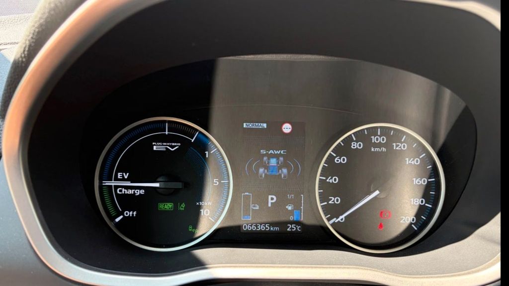 Image of Mitsubishi Eclipse Cross