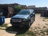 Mercedes-Benz GL 350 BlueTEC 4MATIC - - graue Mercedes-Benz GL-Klasse