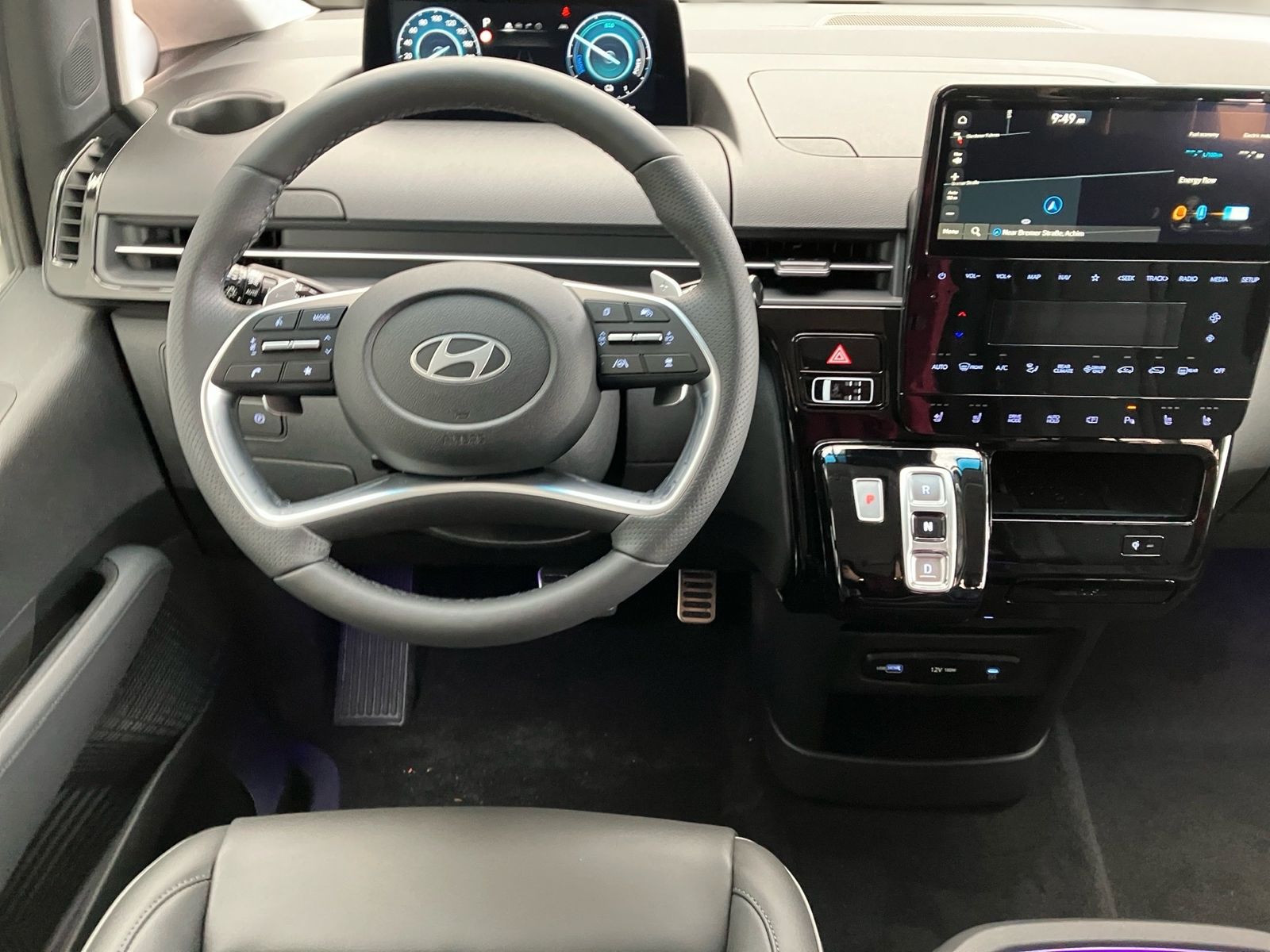 Hyundai Staria – Bild 8
